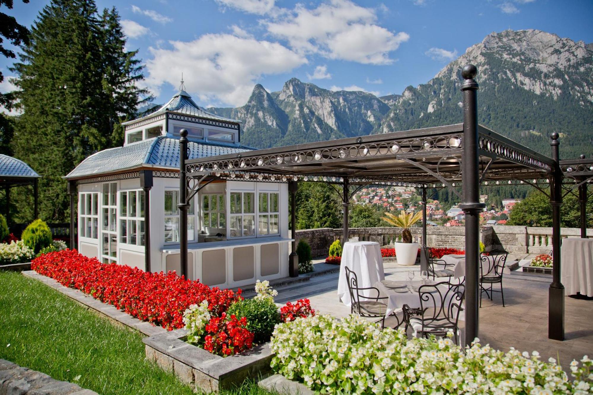 Castelul Cantacuzino Buşteni Buitenkant foto